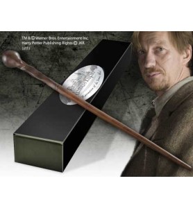 Replica The Noble Collection Harry Potter Varita De Profesor Remus Lupin Varita Con Caja Y Placa De Identificacion