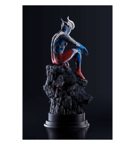 Figura Tamashii Nations Ultraman Zero Ultraman 10th Aniversario Premium Luz Led 62 Cm