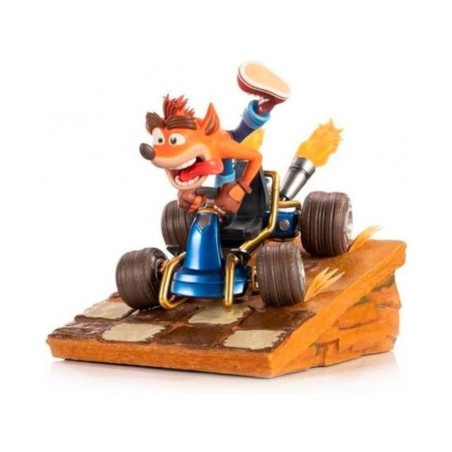 Figura First 4 Figures Crash Team Racing Nitro - Fueled Crash En Un Kart