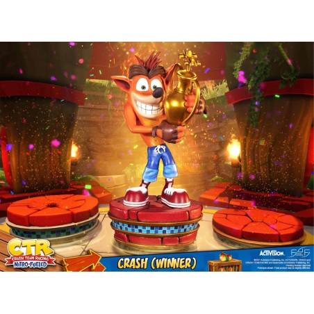 First 4 Figures Standard Estatua 52 Cm Crash Team Racing Nitro - Fueled Crash (winner)