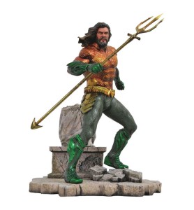 Figura Diamond Collection DC Comics Aquaman Pvc Diorama 23 Cm