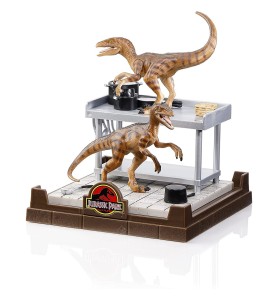 Figura The Noble Collection Jurassic Park Velociraptor Bendyfig Diorama