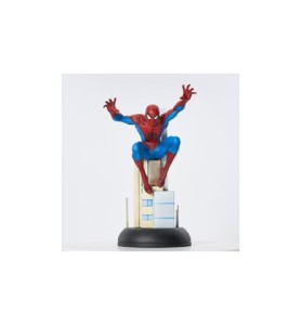 Figura Diamond Select Gallery Marvel Spiderman Leaping Exclusiva