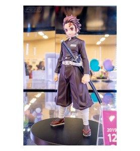 Figura Banpresto Kimetsu No Yaiba Demon Slayer Tanjiro Kamado Uniforme