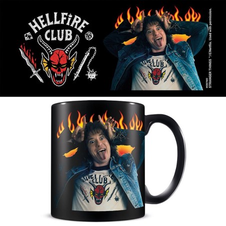 Taza Pyramid Stranger Things Eddie Helfire Club