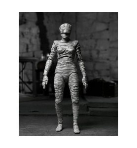 Figura Neca Universal Monsters Ultimate Bride Of Frankestein (b&w) Scale Action