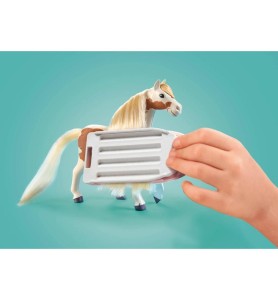 Playmobil Ellie Con Caballo