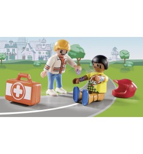 Playmobil  Duck On Call Accion Ambulancia Ayuda Al Piloto De Carreras